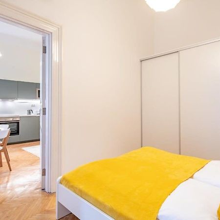 Quiet Comfort - Central Buda Budapest Esterno foto