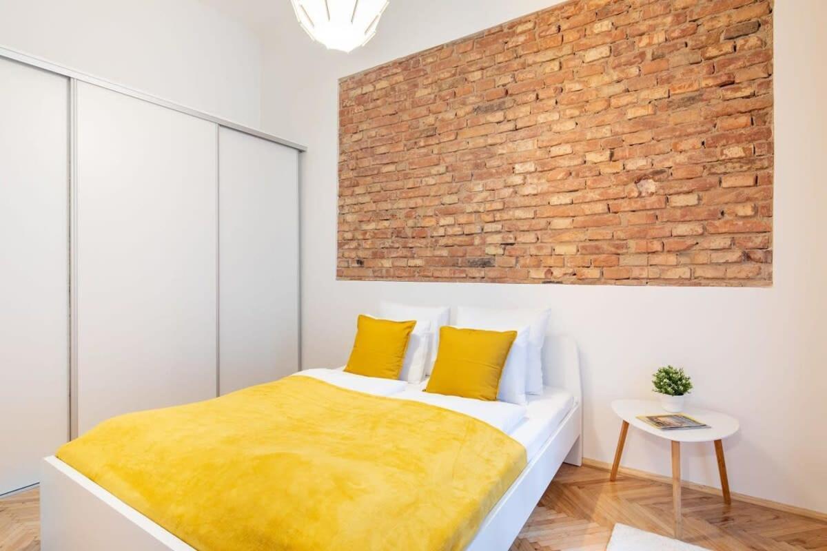 Quiet Comfort - Central Buda Budapest Esterno foto